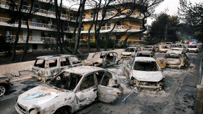 Ανατριχιαστικές περιγραφές: «Μάζευαν με το φτυάρι τους ανθρώπους που είχαν γίνει στάχτες»!